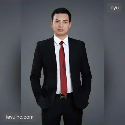 侯凌麟